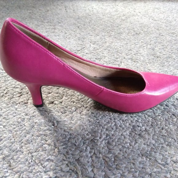 high heeled shoes - Picture 2 of 4